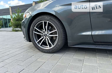 Купе Ford Mustang 2015 в 