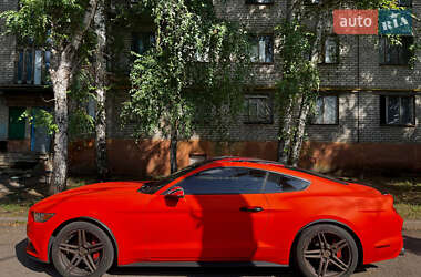 Купе Ford Mustang 2016 в 