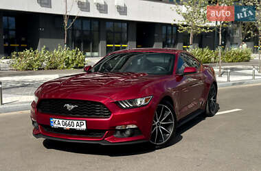 Купе Ford Mustang 2016 в 