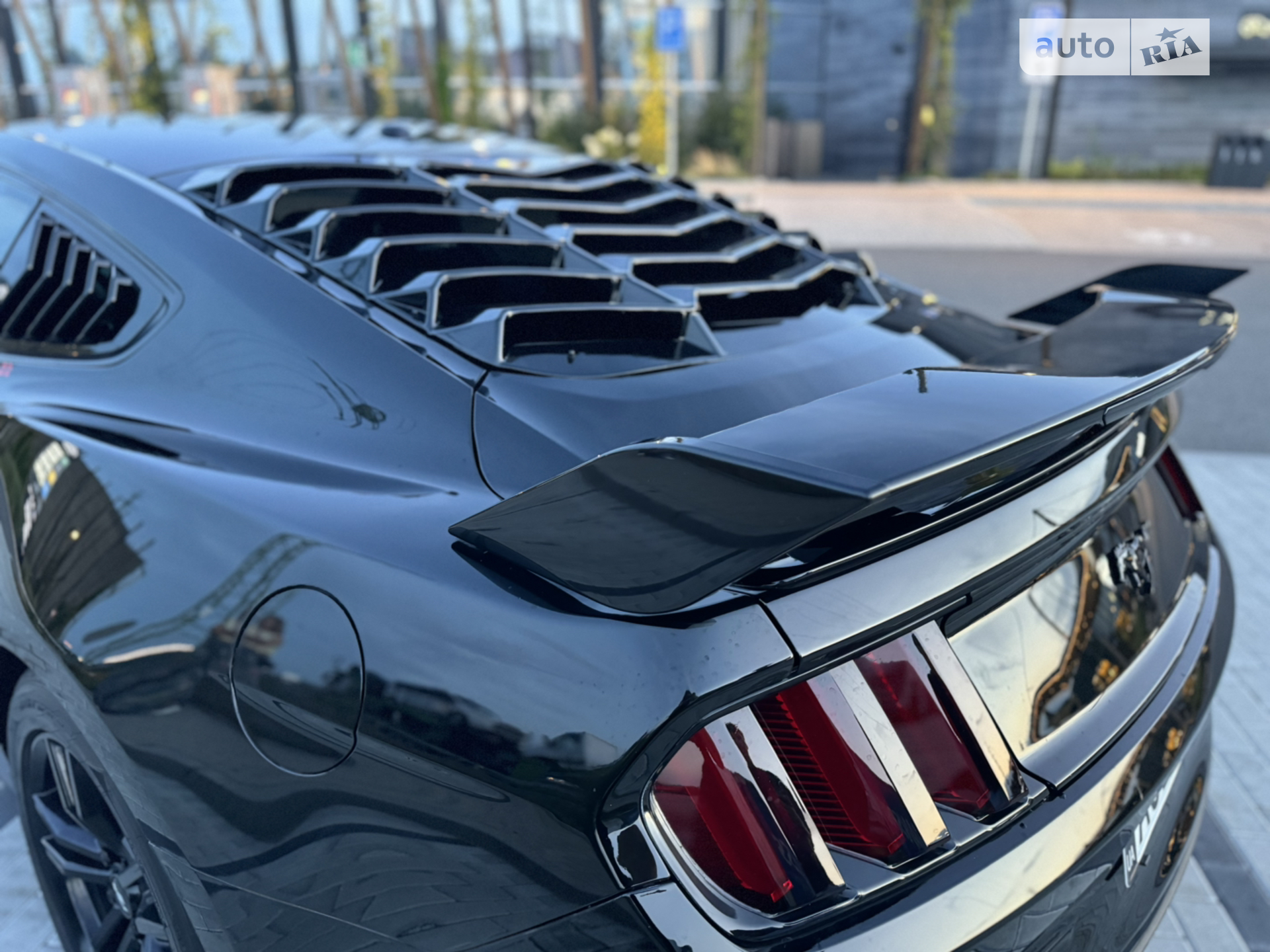 2017 Ford Mustang - мініатюра 10