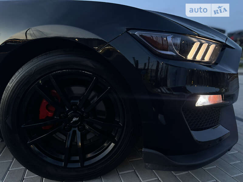 Купе Ford Mustang 2017 в Тячеві