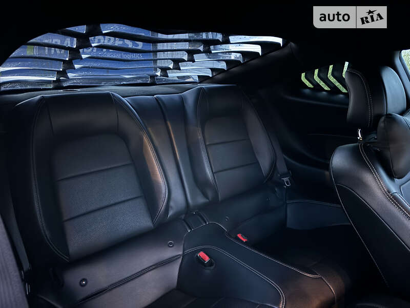 Купе Ford Mustang 2017 в Тячеві
