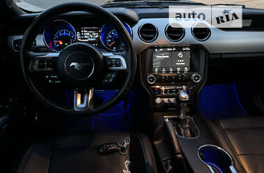 Купе Ford Mustang 2017 в Тячеве