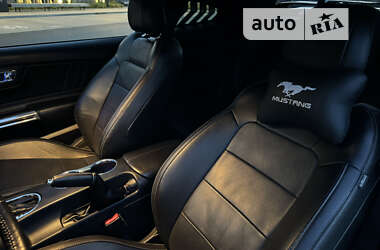Купе Ford Mustang 2017 в Тячеве