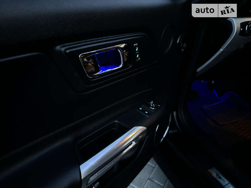 Купе Ford Mustang 2017 в Тячеві