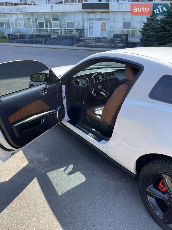 Купе Ford Mustang 2010 в Николаеве фото 20 Купе Ford Mustang 2010 в Николаеве