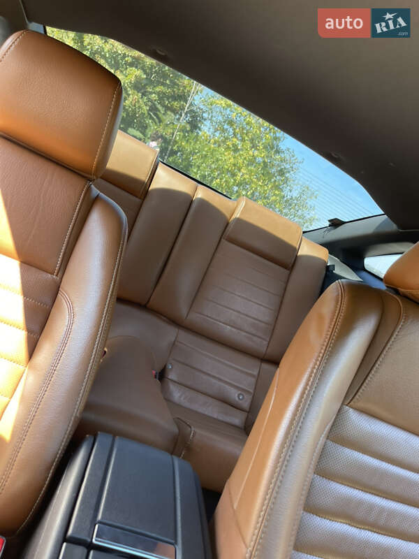 Купе Ford Mustang 2010 в Николаеве