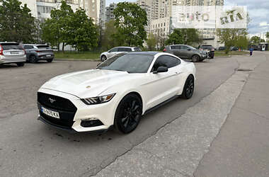 Купе Ford Mustang 2016 в Києві