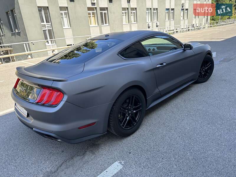 Купе Ford Mustang 2018 в Киеве