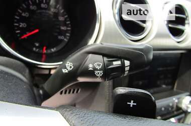 Купе Ford Mustang 2015 в 