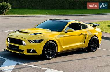 Купе Ford Mustang 2014 в Киеве