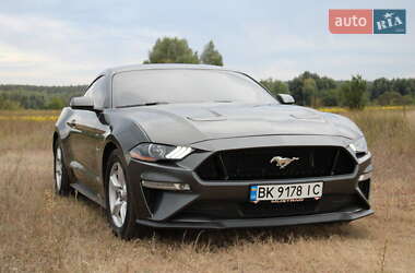 Купе Ford Mustang 2018 в 