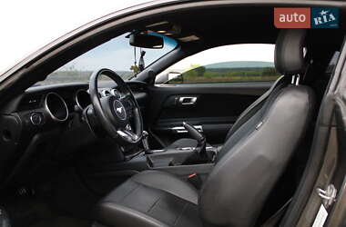 Купе Ford Mustang 2018 в 