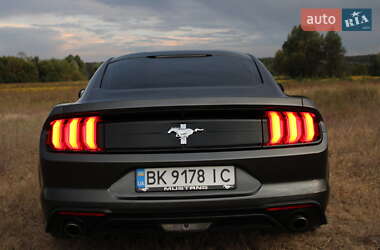 Купе Ford Mustang 2018 в Киеве
