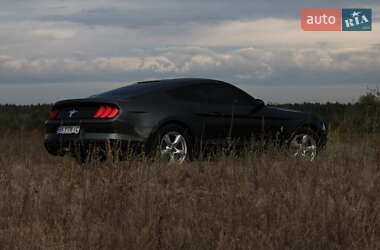 Купе Ford Mustang 2018 в 