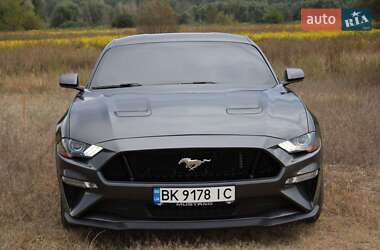 Купе Ford Mustang 2018 в Киеве