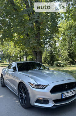 Купе Ford Mustang 2016 в 