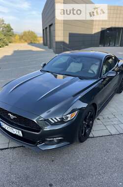 Купе Ford Mustang 2015 в Хусте