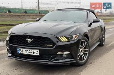 Кабріолет Ford Mustang 2015 в Миргороді