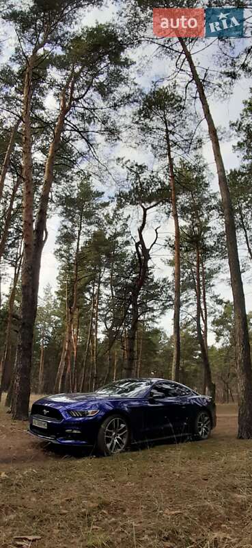 Купе Ford Mustang 2015 в Дніпрі