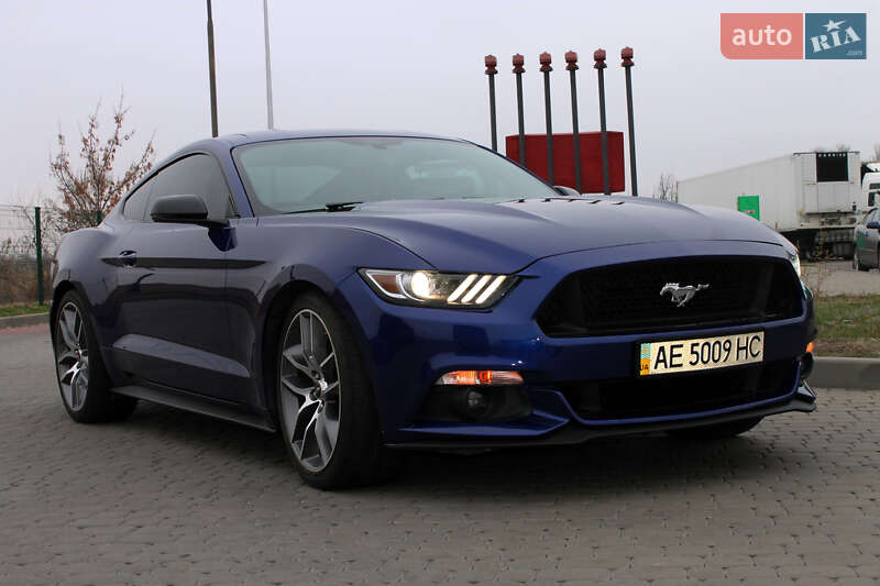 Купе Ford Mustang 2015 в Дніпрі