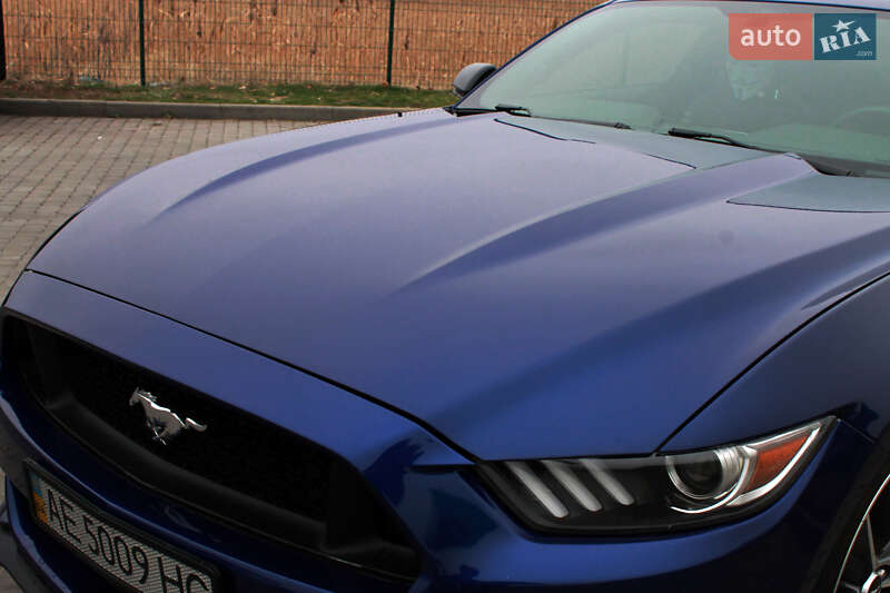 Купе Ford Mustang 2015 в Дніпрі