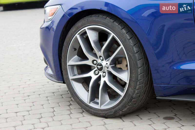 Купе Ford Mustang 2015 в Дніпрі