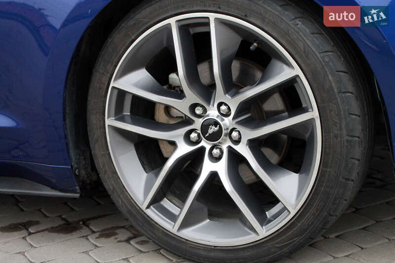 Купе Ford Mustang 2015 в Дніпрі