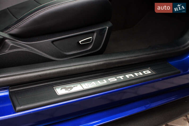 Купе Ford Mustang 2015 в Дніпрі