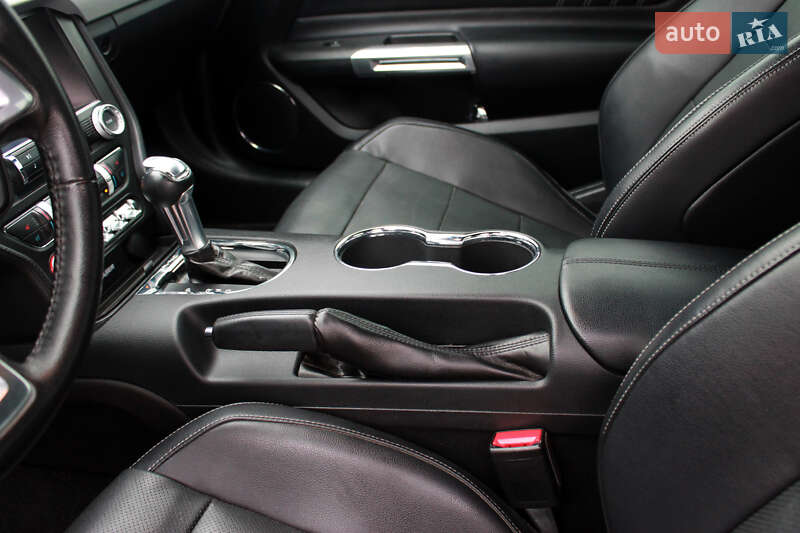 Купе Ford Mustang 2015 в Дніпрі
