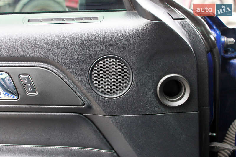 Купе Ford Mustang 2015 в Дніпрі