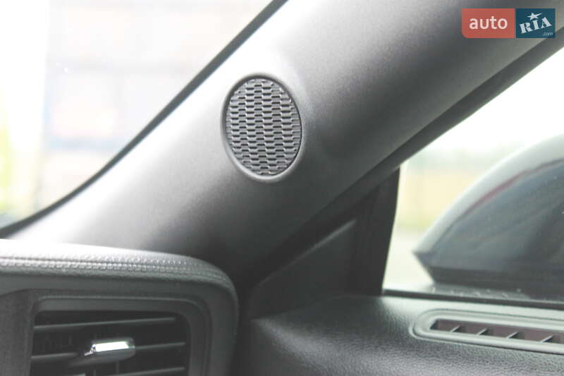 Купе Ford Mustang 2015 в Дніпрі