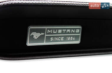 Купе Ford Mustang 2015 в 