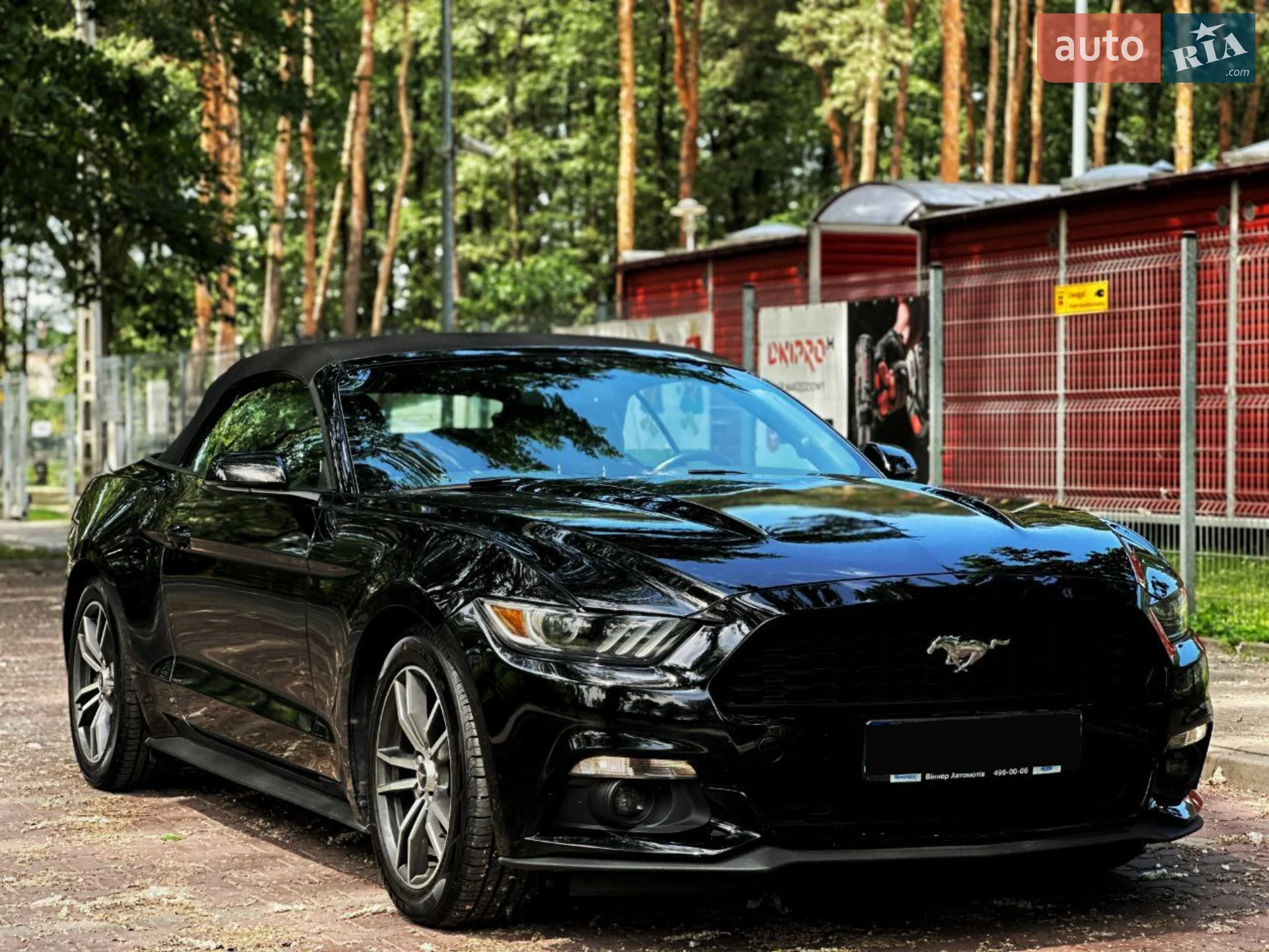 2017 Ford Mustang - мініатюра 4