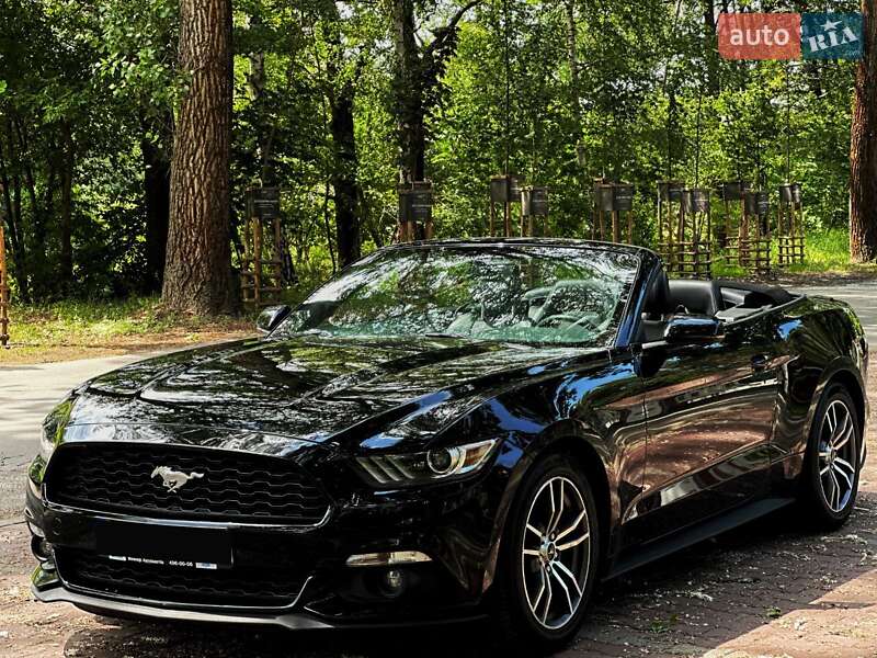 Кабріолет Ford Mustang 2017 в Києві