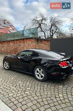 Купе Ford Mustang 2015 в Ужгороді