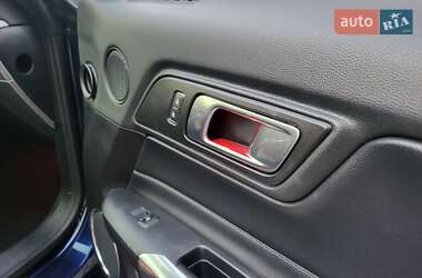 Купе Ford Mustang 2018 в 
