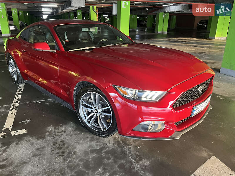 Купе Ford Mustang 2016 в Львове