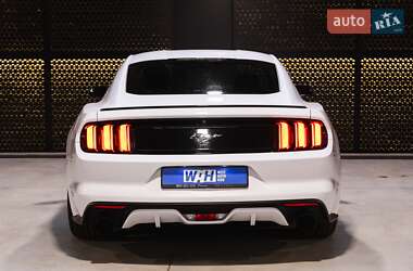 Купе Ford Mustang 2014 в Луцке