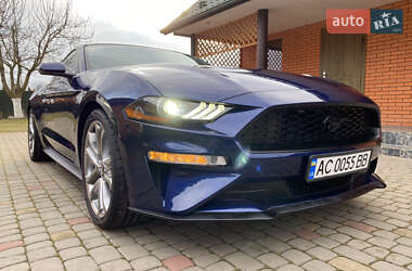 Купе Ford Mustang 2017 в 
