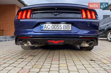 Купе Ford Mustang 2017 в 