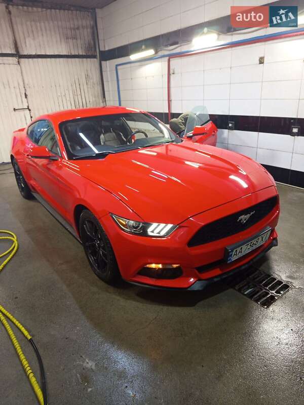 Купе Ford Mustang 2014 в Києві