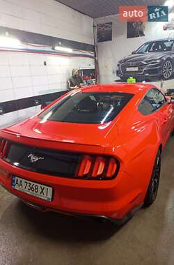 Купе Ford Mustang 2014 в Києві