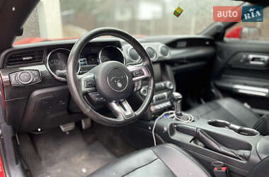 Кабриолет Ford Mustang 2015 в 