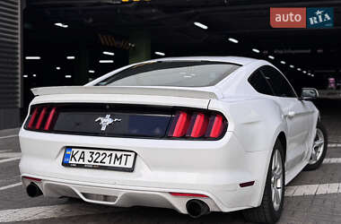 Купе Ford Mustang 2016 в 