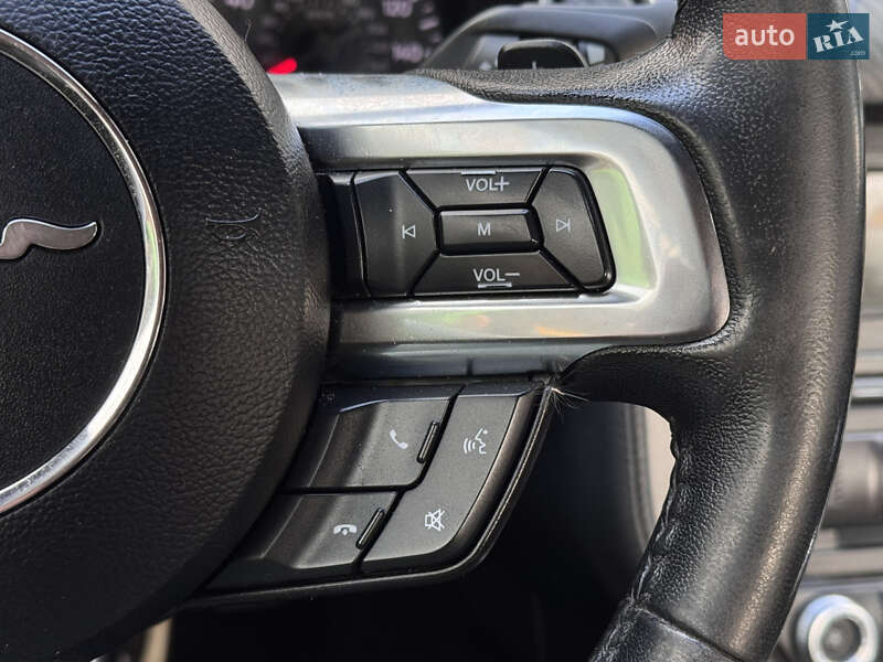 Купе Ford Mustang 2016 в Киеве