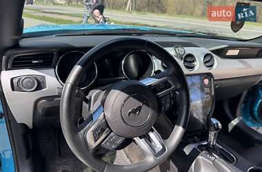 Купе Ford Mustang 2015 в 