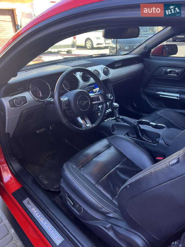 Купе Ford Mustang 2015 в Киеве