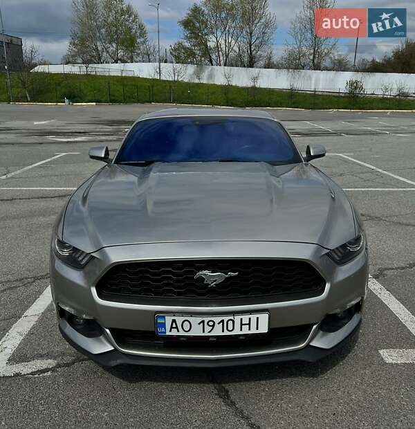 Купе Ford Mustang 2016 в Сумах