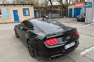 Купе Ford Mustang 2021 в 